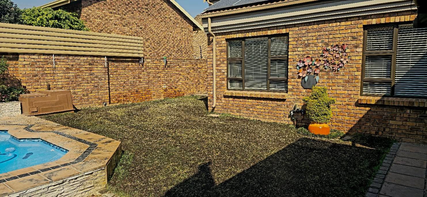 Lawnpro - Raymond